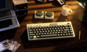 8BitDo выпустила клавиатуру в честь 50-летия Apple