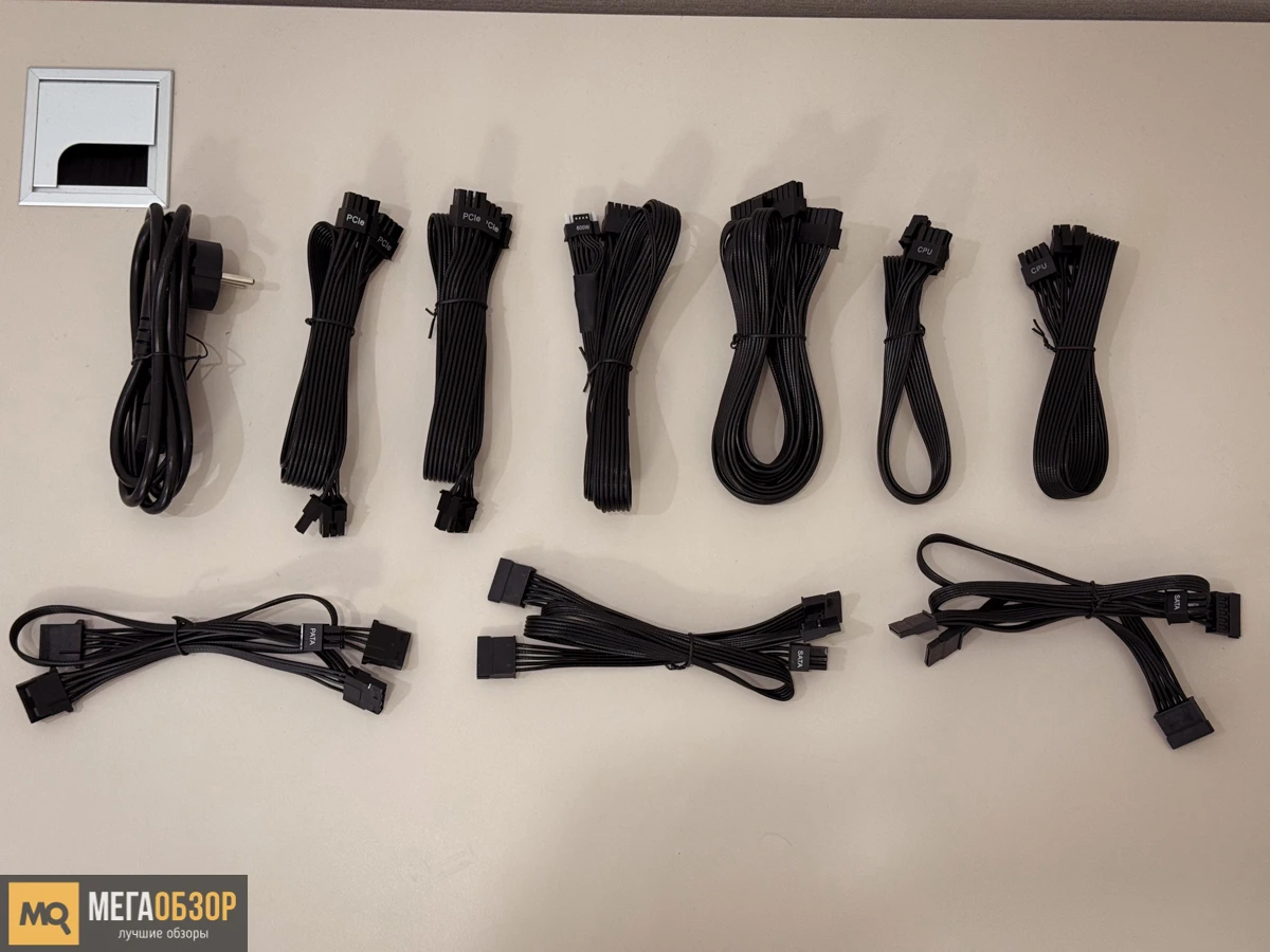 GIGABYTE GAMING 1000GM PG5 внешний вид