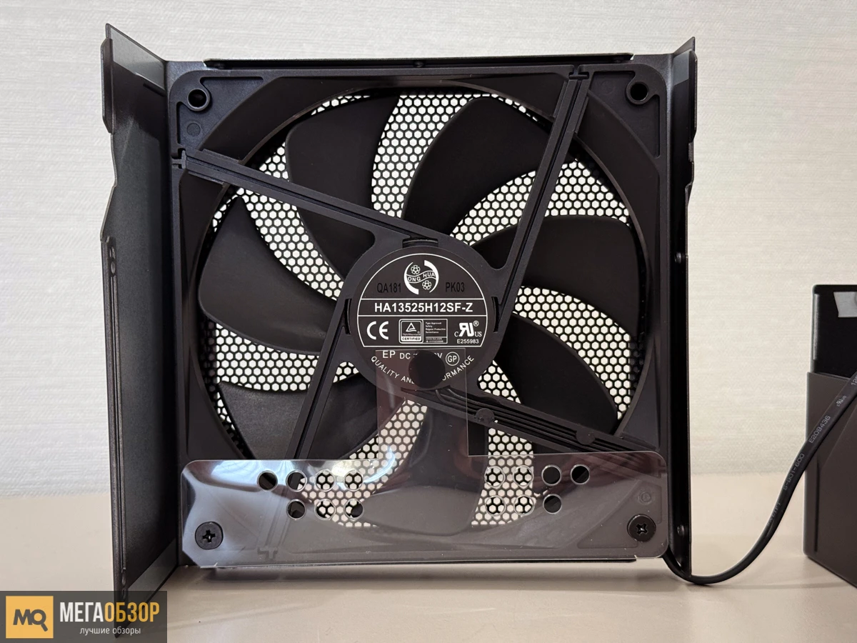 GIGABYTE GAMING 1000GM PG5 оснащение