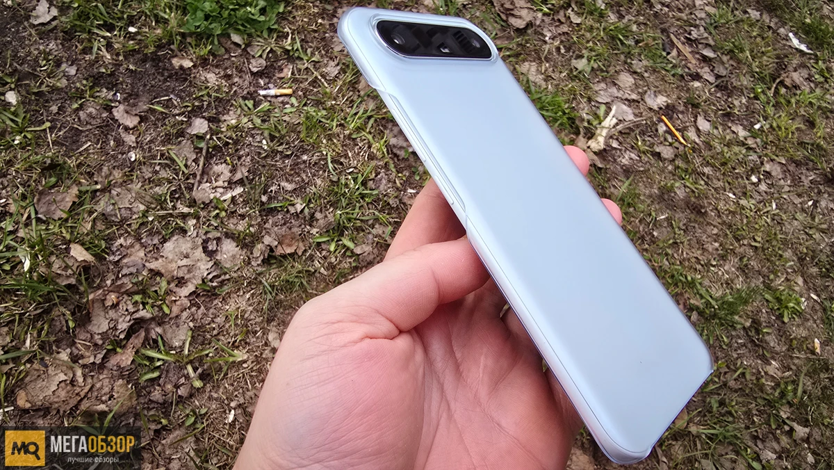 внешний вид Tecno Spark Slim