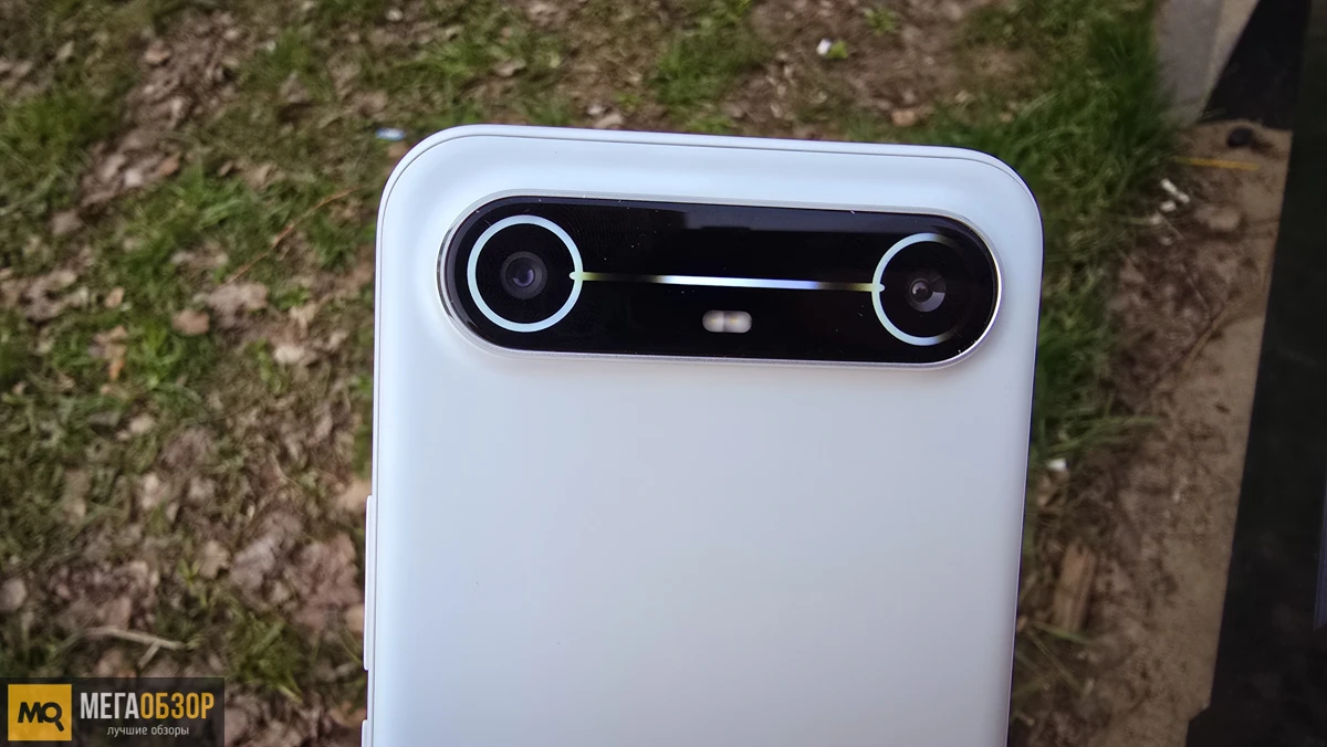 внешний вид Tecno Spark Slim