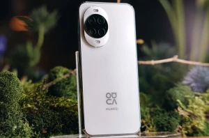 Женщины-миллениалы проводят в смартфонах более пяти часов в день