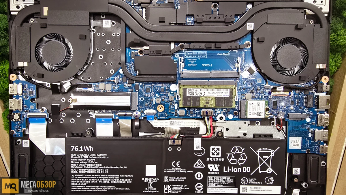 внутреннее оснащение GIGABYTE GAMING A18