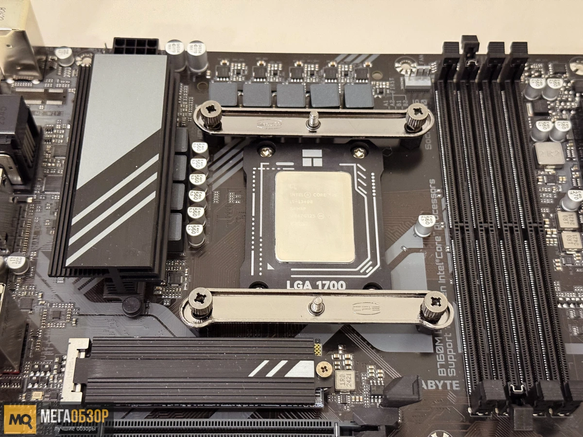 сборка PCCooler RZ820 Display