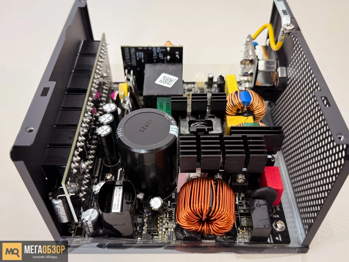 внутренняя часть PCCooler KN1000