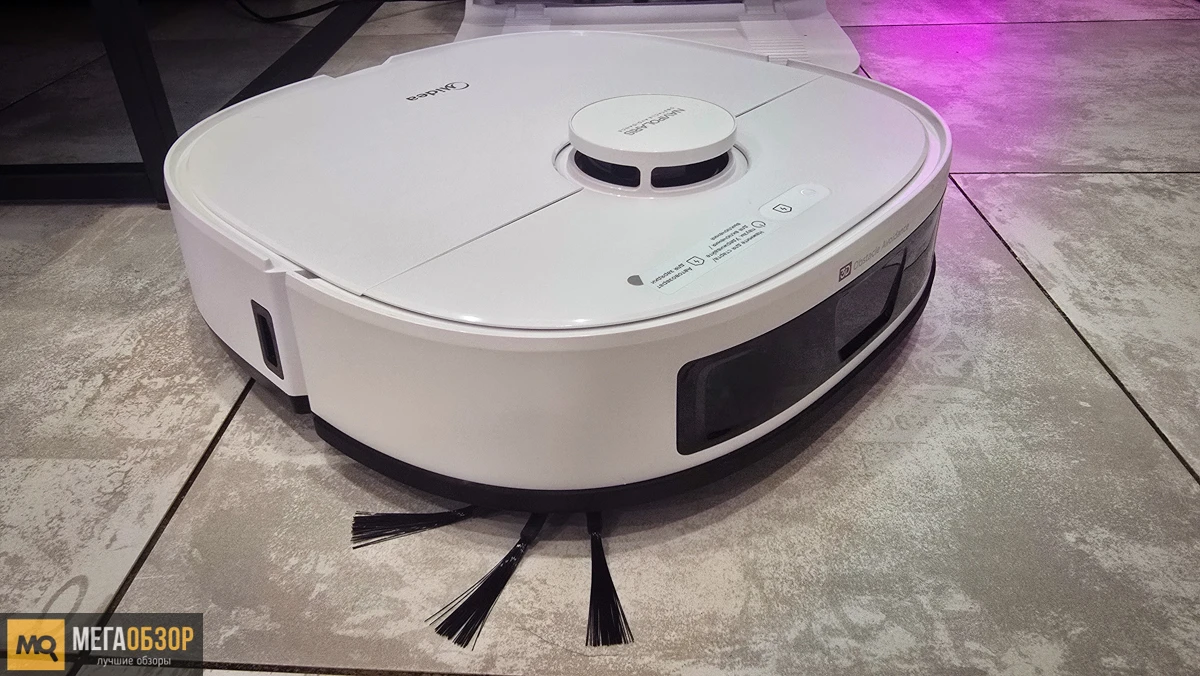 внешний вид Midea VCR V15 EVO Ultra