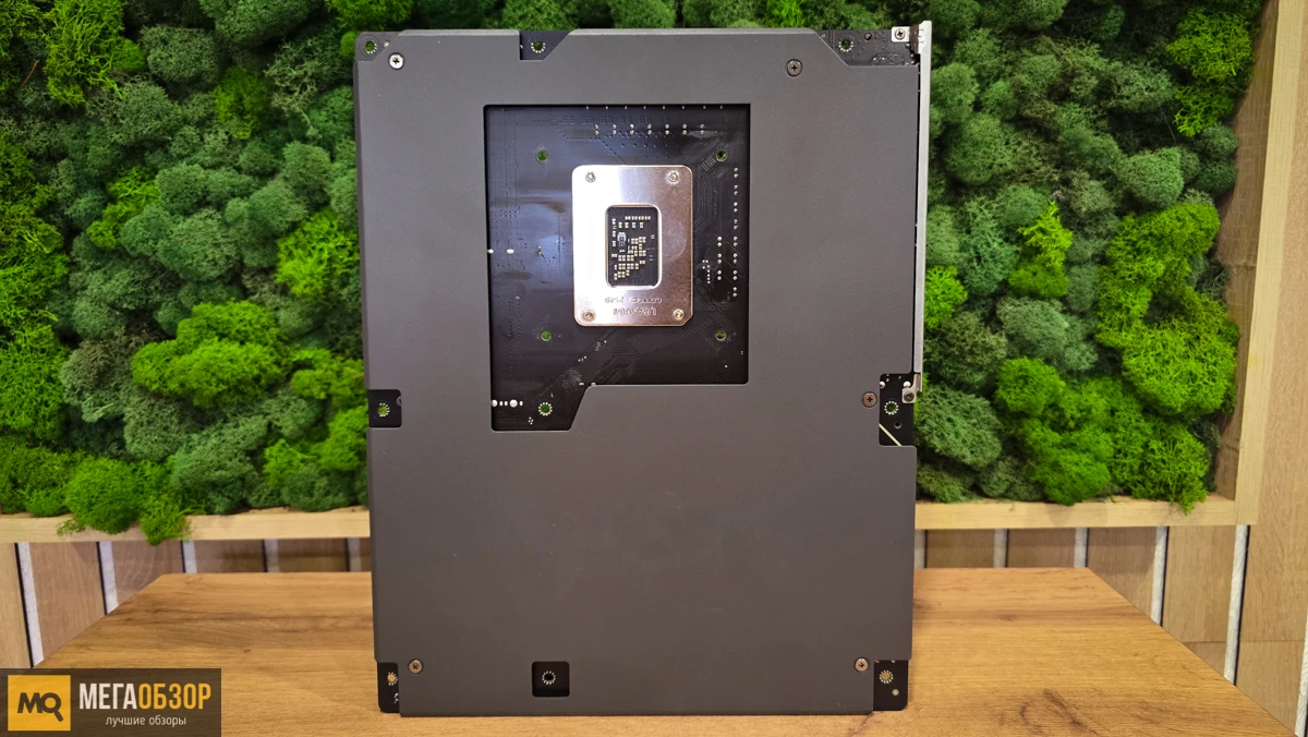 внешний вид GIGABYTE Z890 Eagle Plus