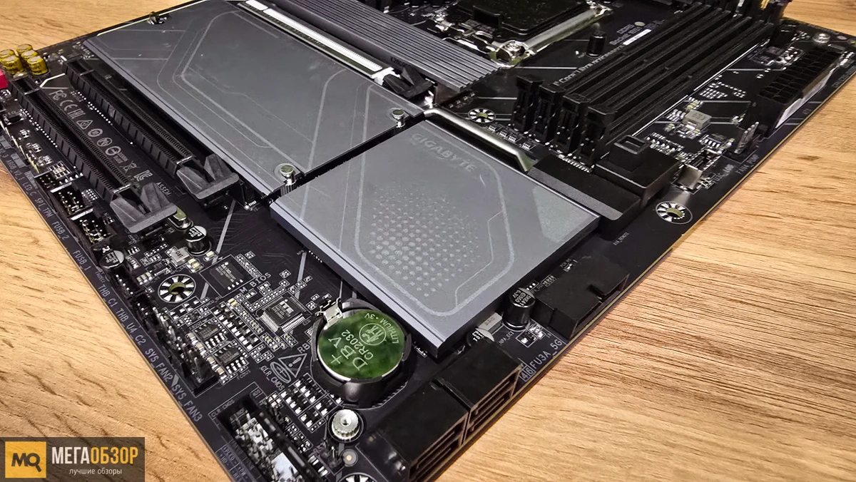 внешний вид GIGABYTE Z890 Eagle Plus