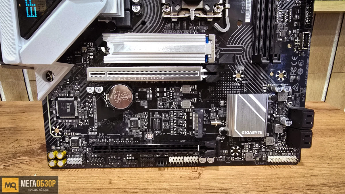 внешний вид GIGABYTE B860M Eagle V2