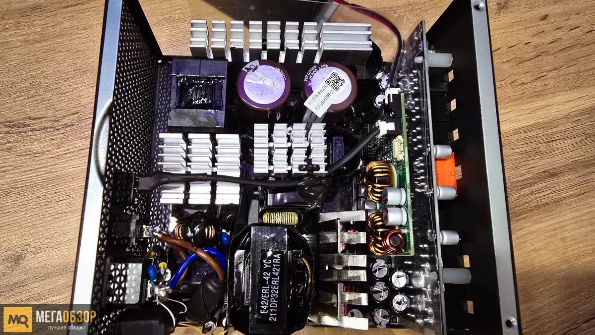 внутренняя часть PCCooler YT850