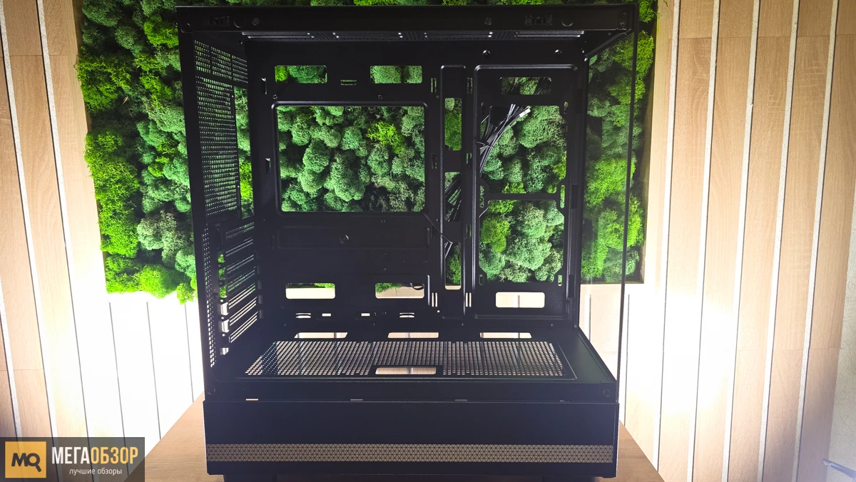 внутренняя часть PCCooler C3 Q500