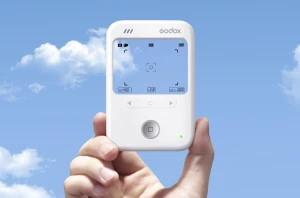 Godox выпустила необычную камеру C100