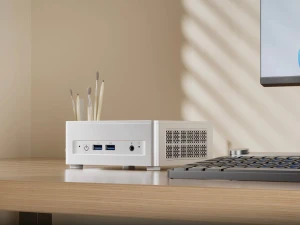 Представлен мини-ПК Minisforum UM870 Plus на Ryzen 7 8745H