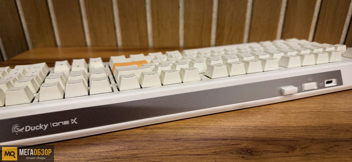 внешний вид Ducky One X
