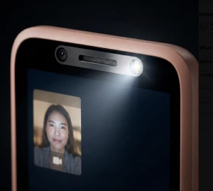 Представлен телефон Nokia 250 с двумя камерами 