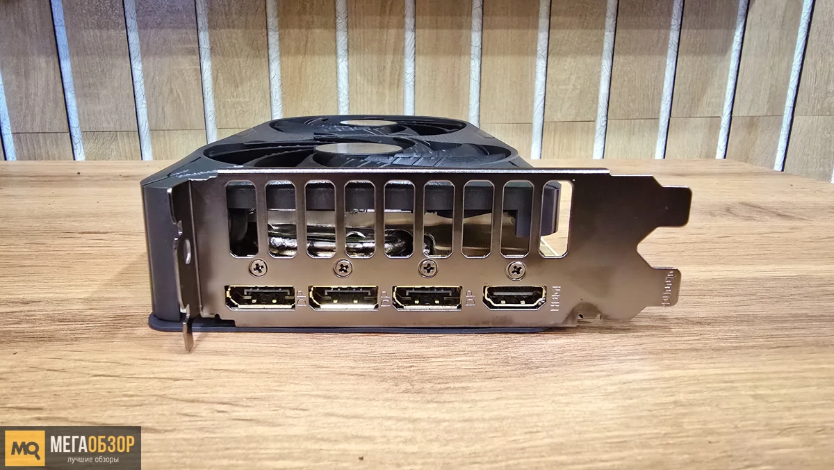 внешний вид GIGABYTE GeForce RTX 5060 Ti EAGLE OC 8G