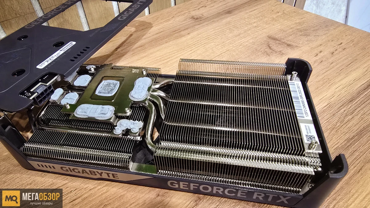 внешний вид GIGABYTE GeForce RTX 5060 Ti EAGLE OC 8G