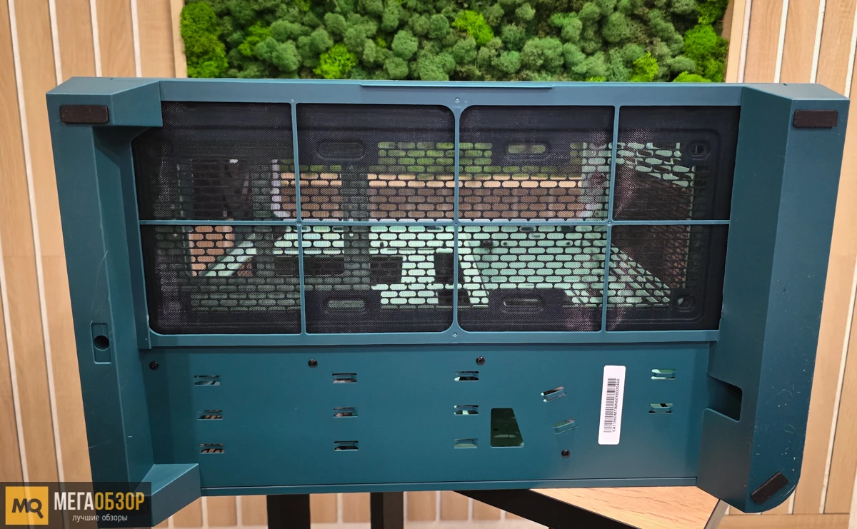 внешний вид Thermaltake View 390 Air