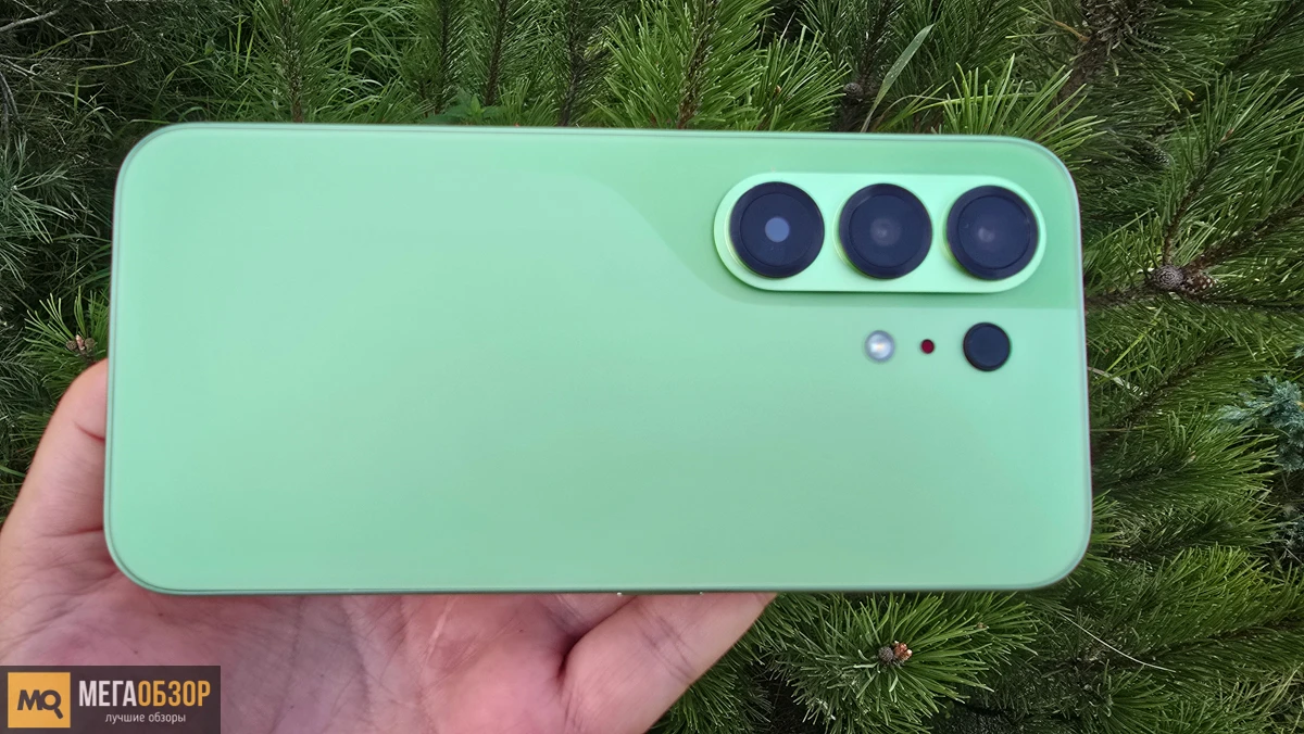 внешний вид Tecno CAMON 50