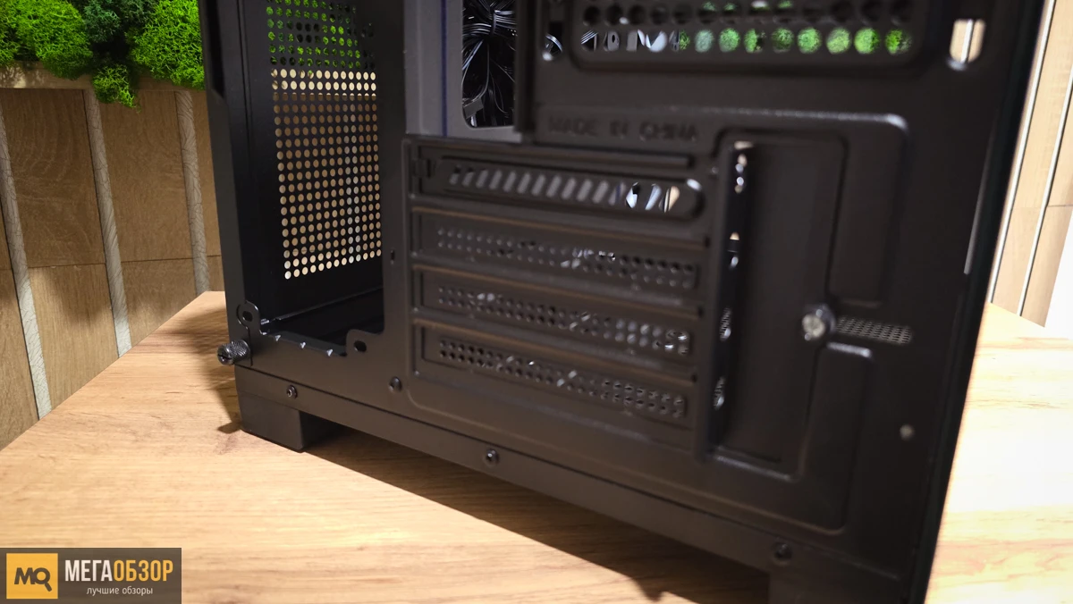 внешний вид EUROCASE M2751
