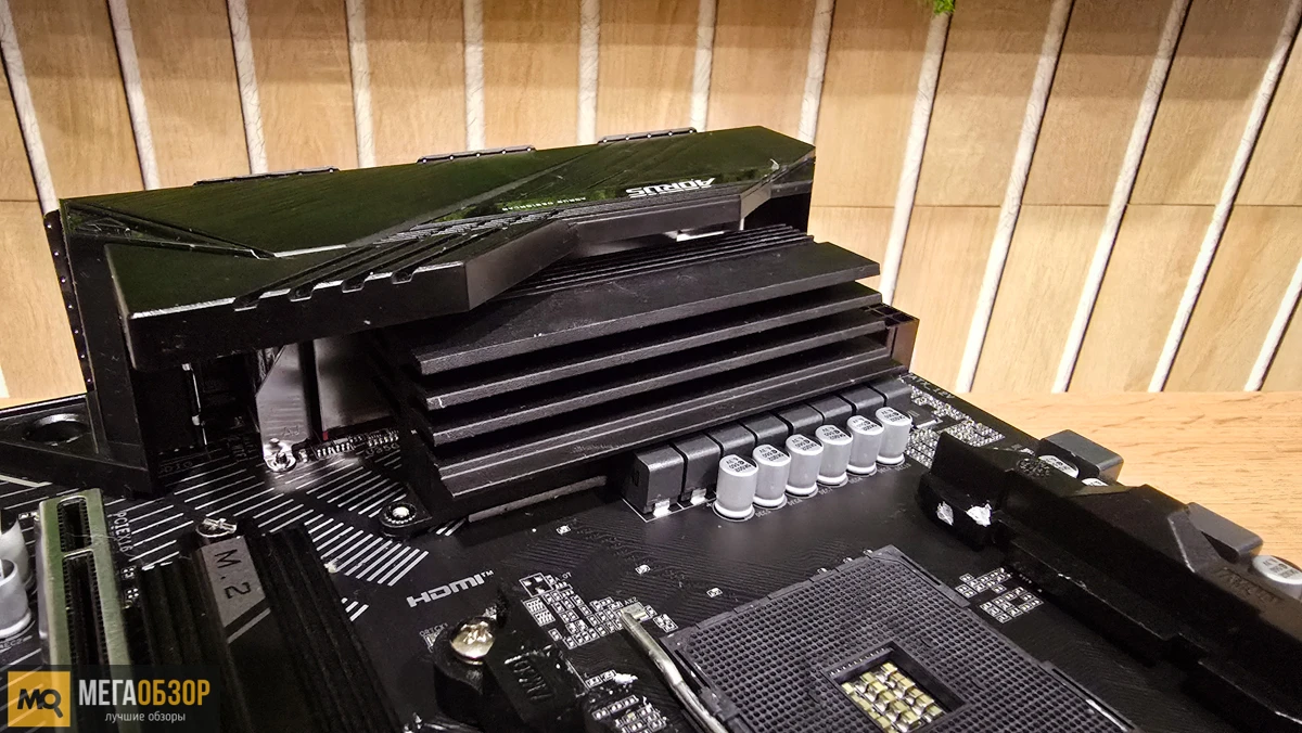 внешний вид AORUS Elite WIFI7