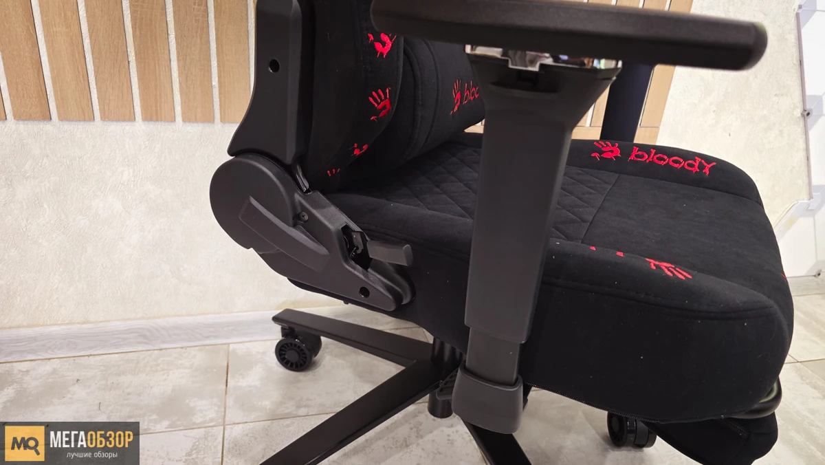 внешний вид Bloody GC-670