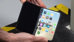 Складной iPhone Duo разбили в дроп-тесте
