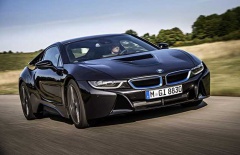 BMW i8 получит еще две двери