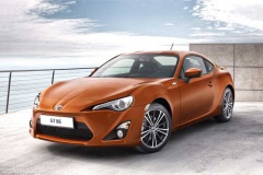 Toyota GT86 появится в России летом