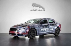 Тизер нового седана Jaguar XE