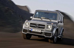 Mercedes облегчит G-Class на 374 кг