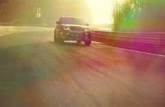 Новый тизер Range Rover Sport RS