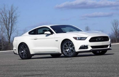 Ford ускоряет выход нового Mustang