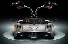 Марк Цукерберг приобрел Pagani Huayra