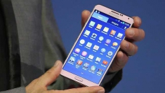 Корейская компания Samsung потеряла 3.9% рынка.