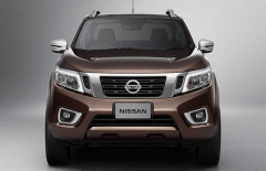 Nissan сделает из Navara внедорожник