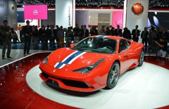 Открытый Ferrari 458 Speciale дебютирует в Пеббл-Бич 