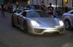 Форсированный Porsche 918 Spyder 