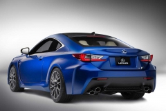 Lexus RC F и RC стали известны российские цены