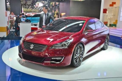 Suzuki Ciaz -компактный седан