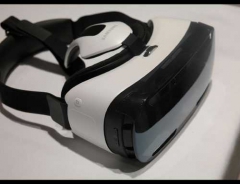 Шлем виртуальной реальности Gear VR от Samsung