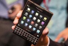 BlackBerry представила смартфон Passport