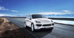 Porsche представит новый Cayenne S E-Hybrid