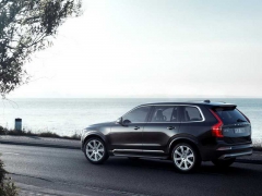 Volvo начала принимать заказы на новый кроссовер XC90