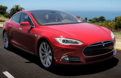 Tesla планирует выпустить автомобиль с автопилотом через пять-шесть лет