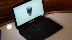 Alienware выпускает игровой ноутбук Alienware 13 и графический ускоритель