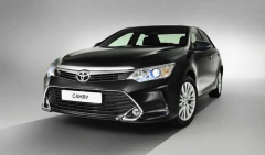 На Toyota Camry нового образца начинают принимать заказы