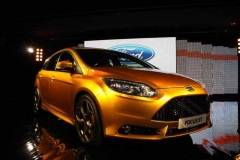 Ford Focus ST: объявлены цены