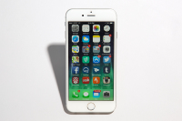 Apple iPhone 6 против расплавленного металла. Видео
