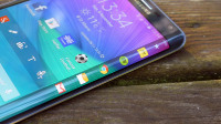 Изогнутый смартфон Samsung Galaxy S6 Edge упоминается на сайте AT&T